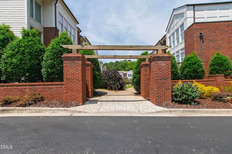 Raleigh House: 803 The Village Circle