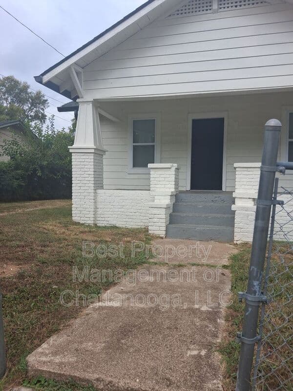 Chattanooga House: 1103 Sheridan