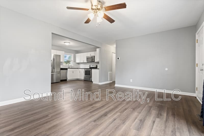 Raleigh House: 1232 Beverly Dr