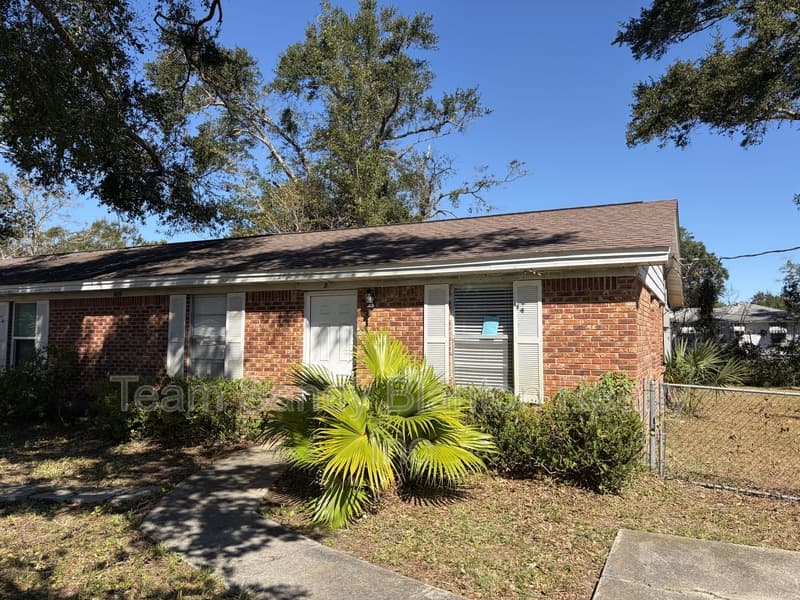 Pensacola House: 204 Brandywine Road