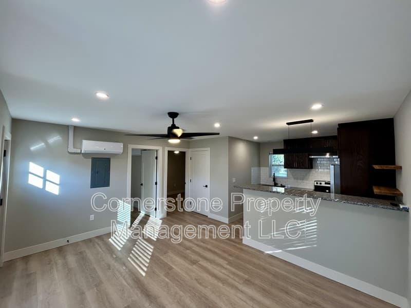 Eudora Condo: 919 Oak Street - 2