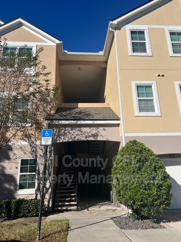 Orlando Condo: 6627 Queens Borough Ave