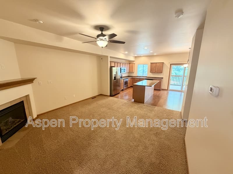 Iowa City Townhome: 922 Ryan Court