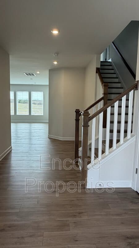 Fuquay-Varina House: 28 Reflection Parkway