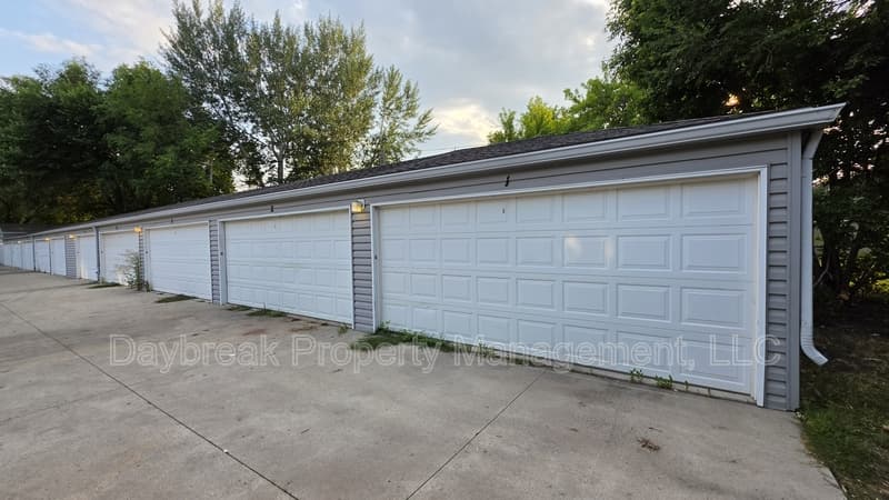 Moorhead Condo: 303 16th Street South - 1