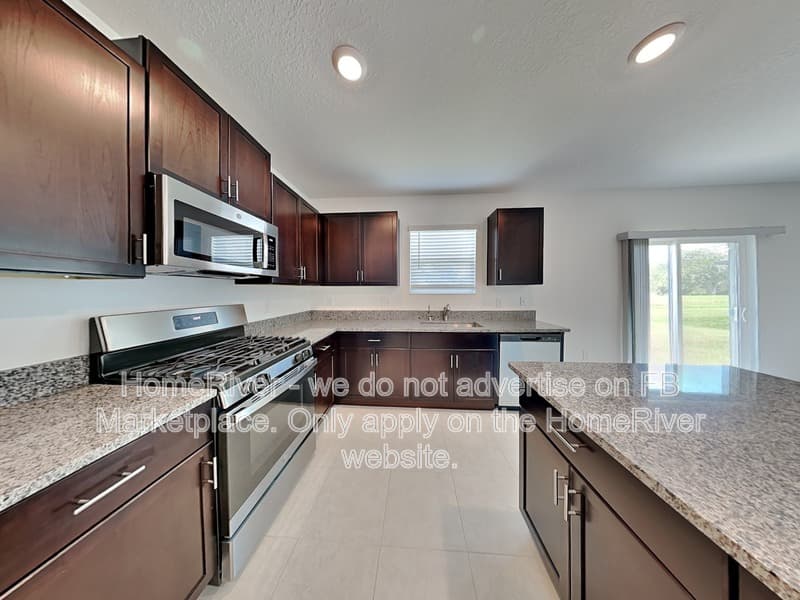 Riverview House: 10227 Shady Preserve Dr