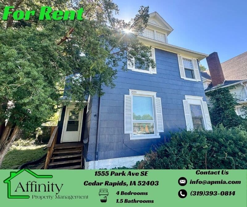 Cedar Rapids House: 1555 Park Ave SE