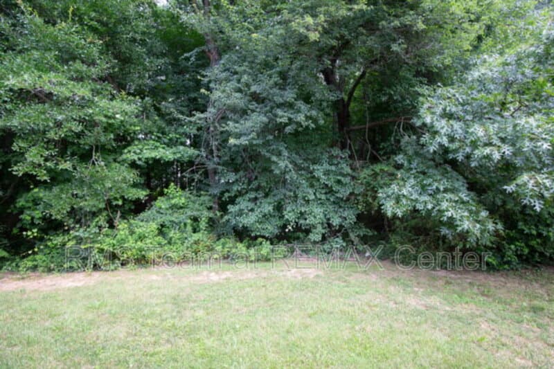 Dacula House: 2510 Fort Daniels Dr