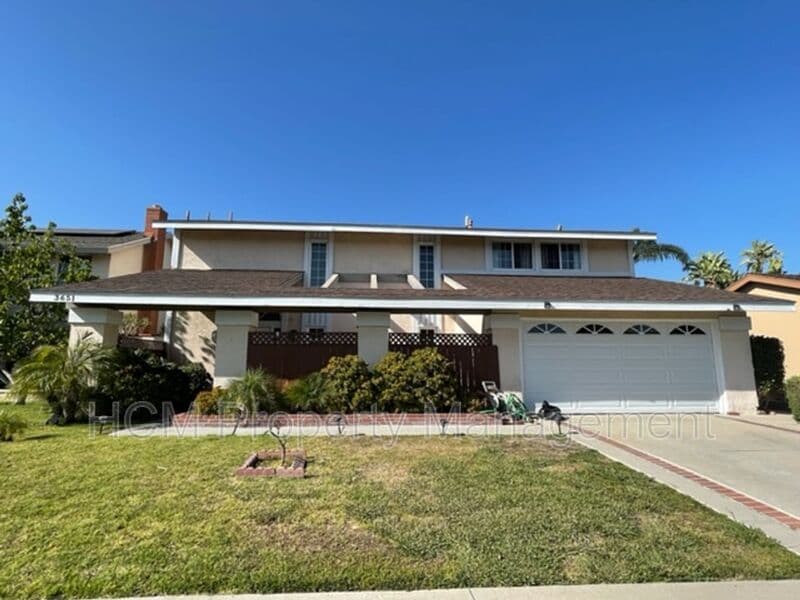 Irvine House: 3651 Claremont St