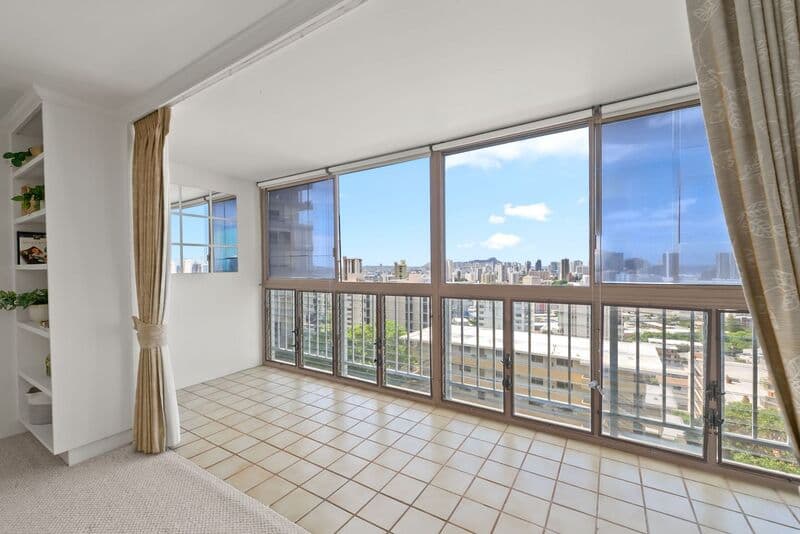 Honolulu Condo: 1013 Prospect St