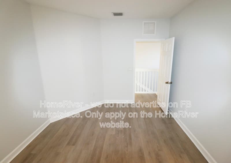 Homestead Townhome: 230 SE 29th Ave