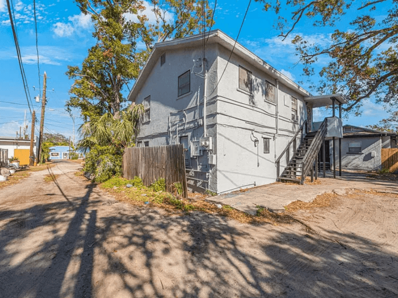 St. Petersburg Condo: 935 Union Street South - Rear Upper