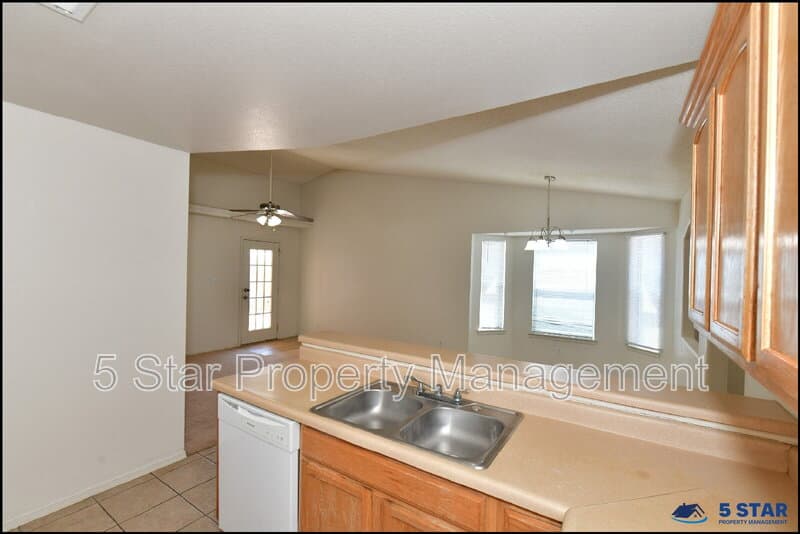 El Paso House: 3112 Tierra Ayala Drive !!