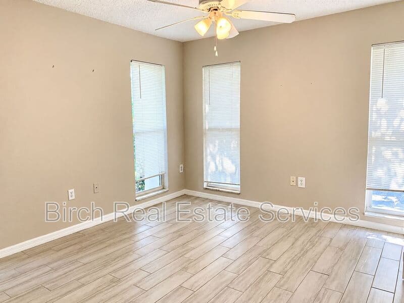 Clearwater House: 1844 East Drive