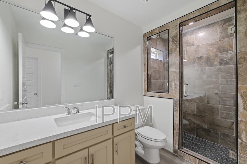 Weslaco House: 620 Llano Grande