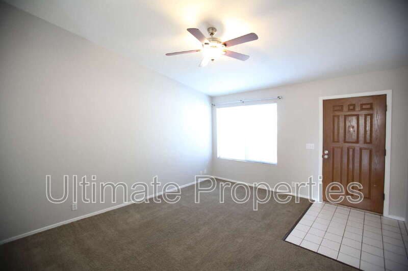 Glendale House: 10407 W Medlock Dr