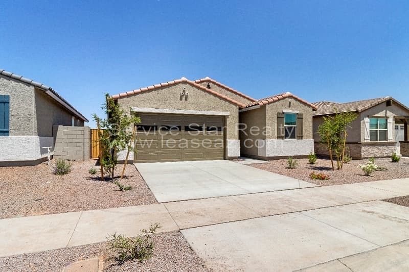 Surprise House: 25285 N 144th Ln