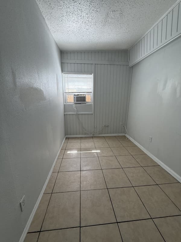 Bradenton Condo: 1425 14th Street West - F