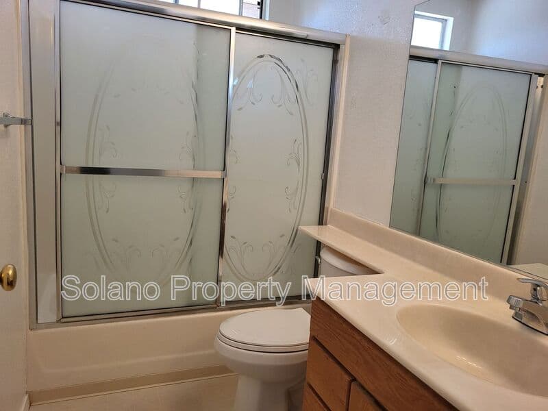Vallejo House: 125 Serpentine Drive