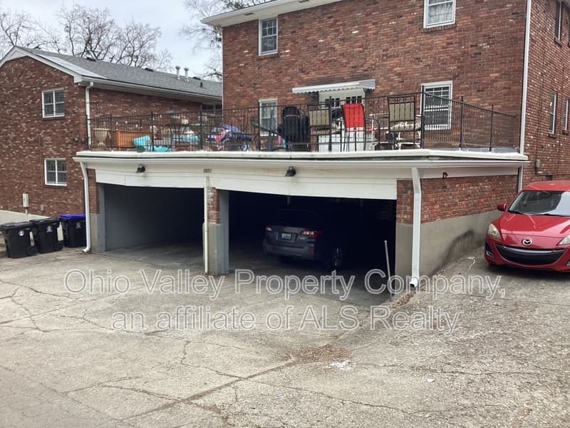 Louisville Condo: 2551 Glenmary Avenue - 3