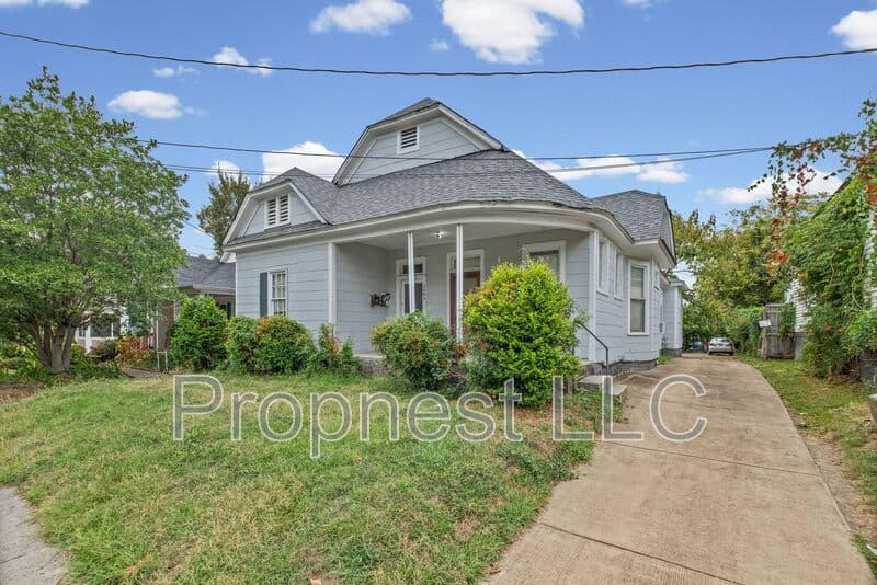Memphis House: 2092 Linden Ave
