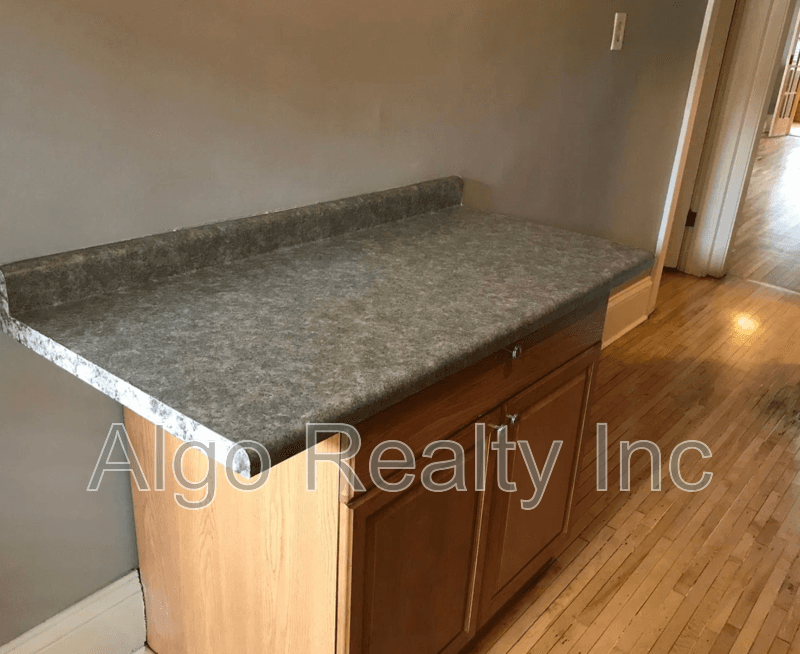 Minneapolis Condo: 3129 Grand Ave S - 1