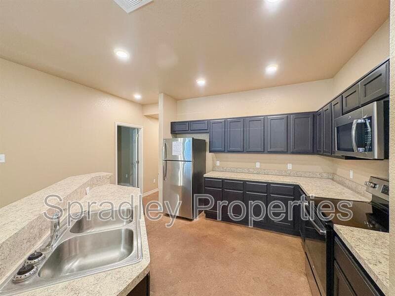 Belton Condo: 1562 Vani Ct