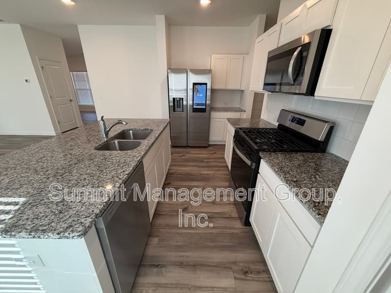 Conyers House: 2305 Hedgeview Road
