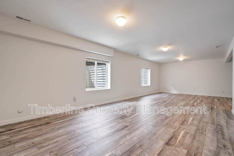 Monument House: 339 Fourth Street