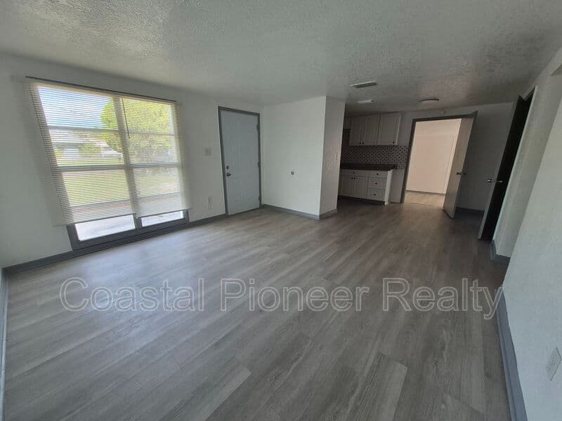 Tampa House: 3205 N 47th St