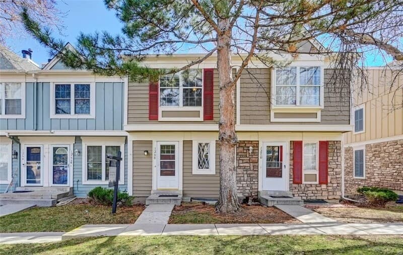 Aurora House: 1268 S Idalia St