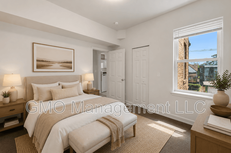 Chicago Condo: 4341 W Gladys St