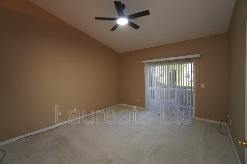 Aurora House: 3036 S Waco Ct
