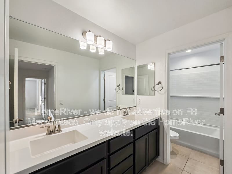 Surprise House: 14119 W Bronco Trl
