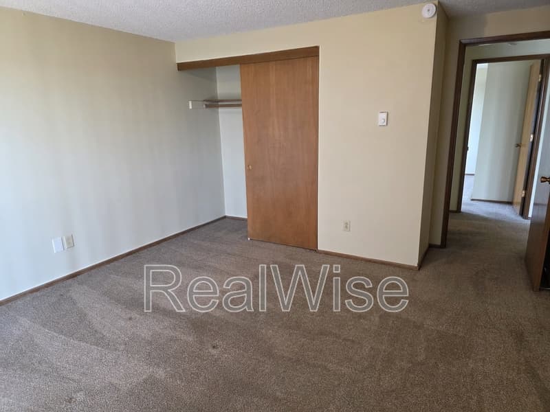 Vancouver Condo: 2022 E 6th St