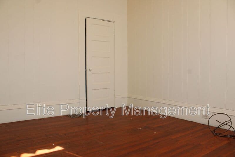Pueblo Condo: 326 W Routt Ave
