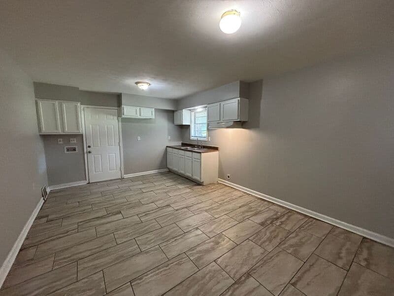 Memphis House: 2771 Northmeade Ave