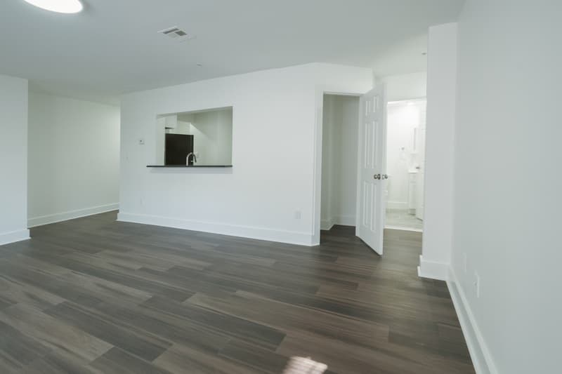 East Orange Condo: 394 S Harrison St - 212