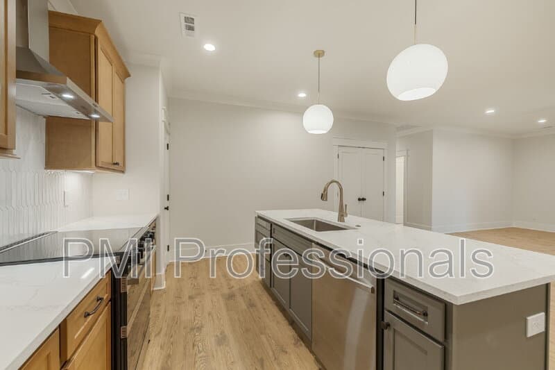 Murfreesboro Townhome: 2035 Grace Johns Circle