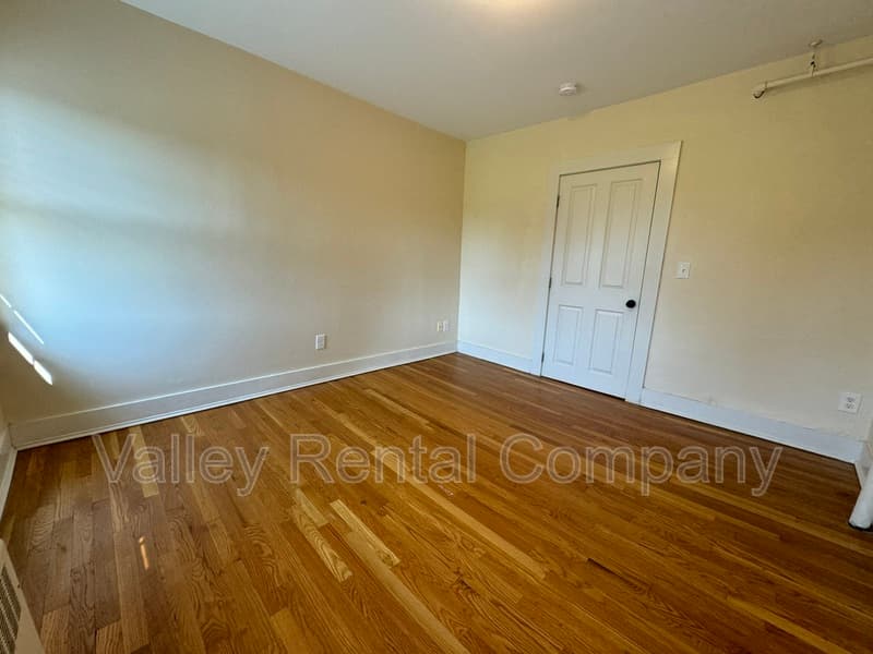 Hadley Condo: 132 Middle Street - 3