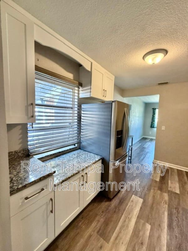 St. Petersburg House: 1635 40th Street South