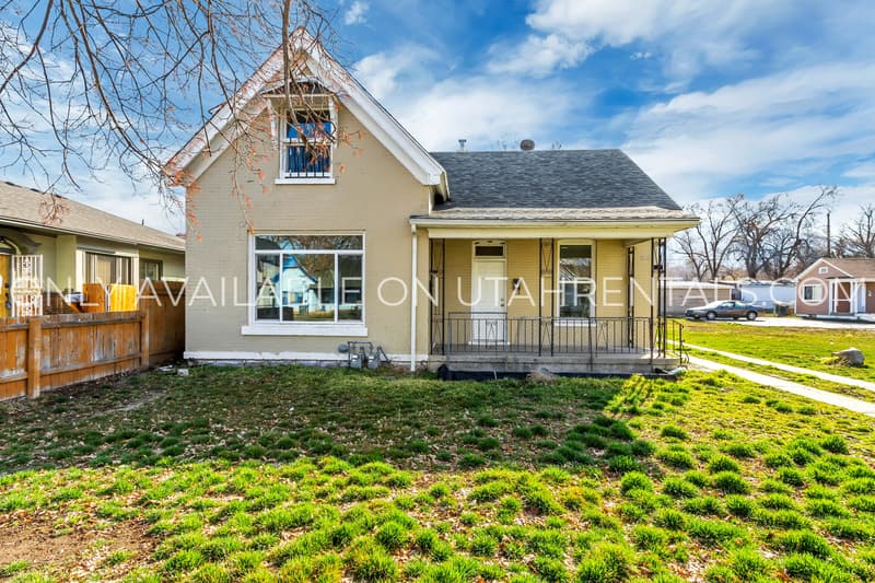 Ogden Condo: 3162 Adams Ave