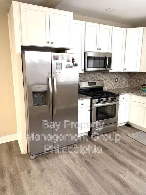 Philadelphia House: 2614 Ingersoll St