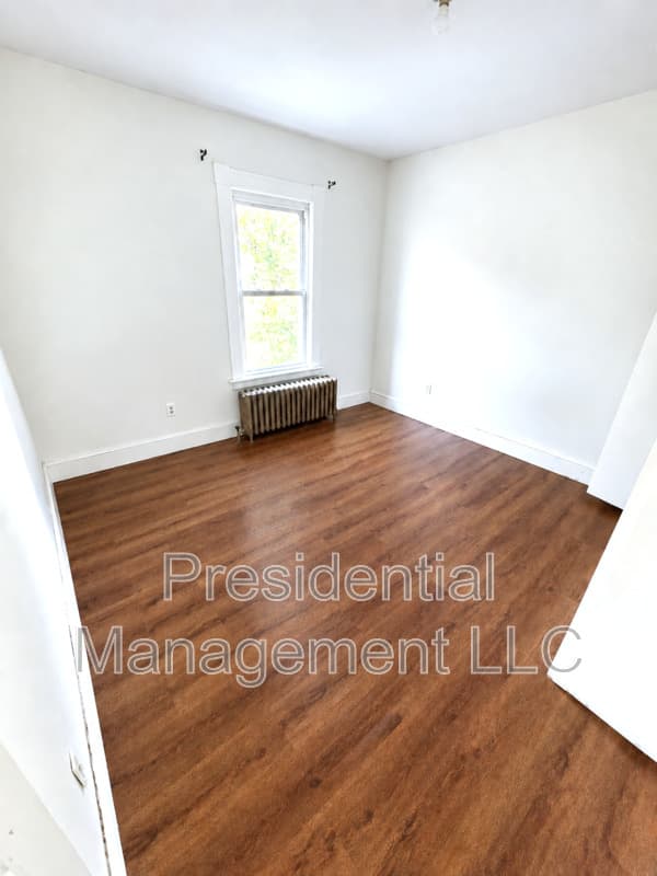 Waterbury Condo: 503 Baldwin St