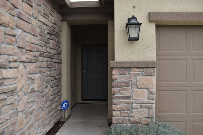 Merced House: 662 Pegasus Drive