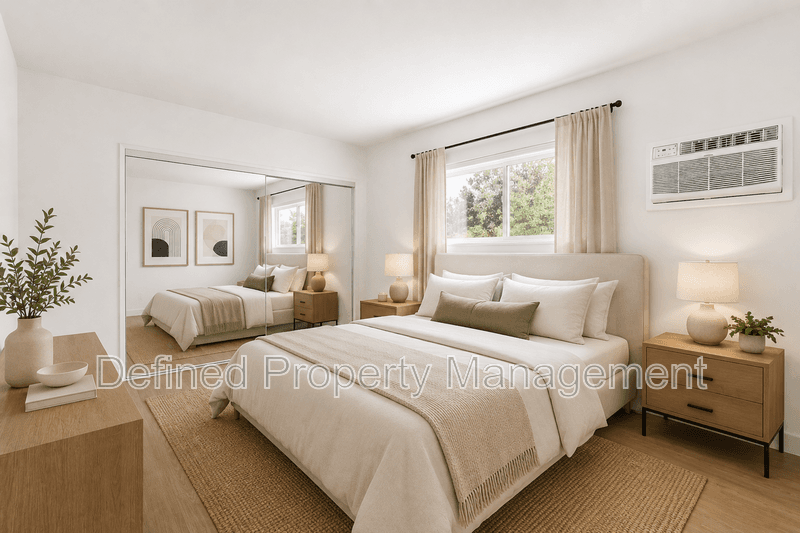 Tarzana House: 5919 Reseda Blvd 48