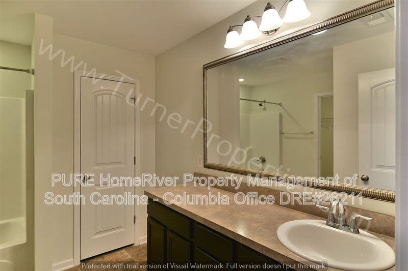 Chapin House: 162 Whispering Oak Ln