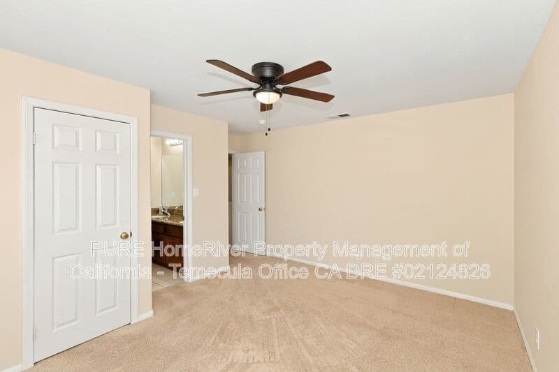 Temecula House: 41716 Monterey Pl