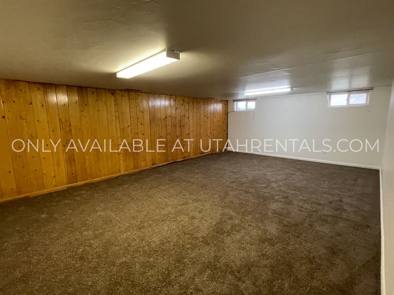 Richfield House: 158 W 500 N