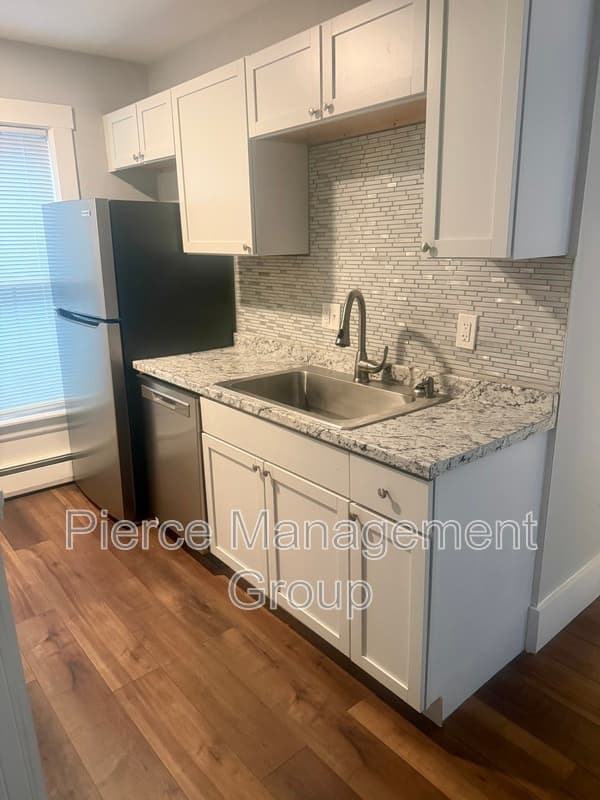 Manchester Condo: 283 E High Street